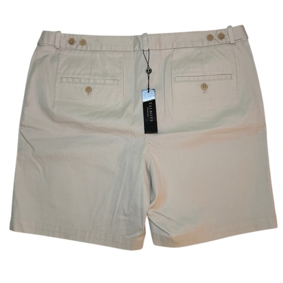 Talbots Classic Flat Front Khaki Casual Shorts Size 14 - Picture 2 of 9